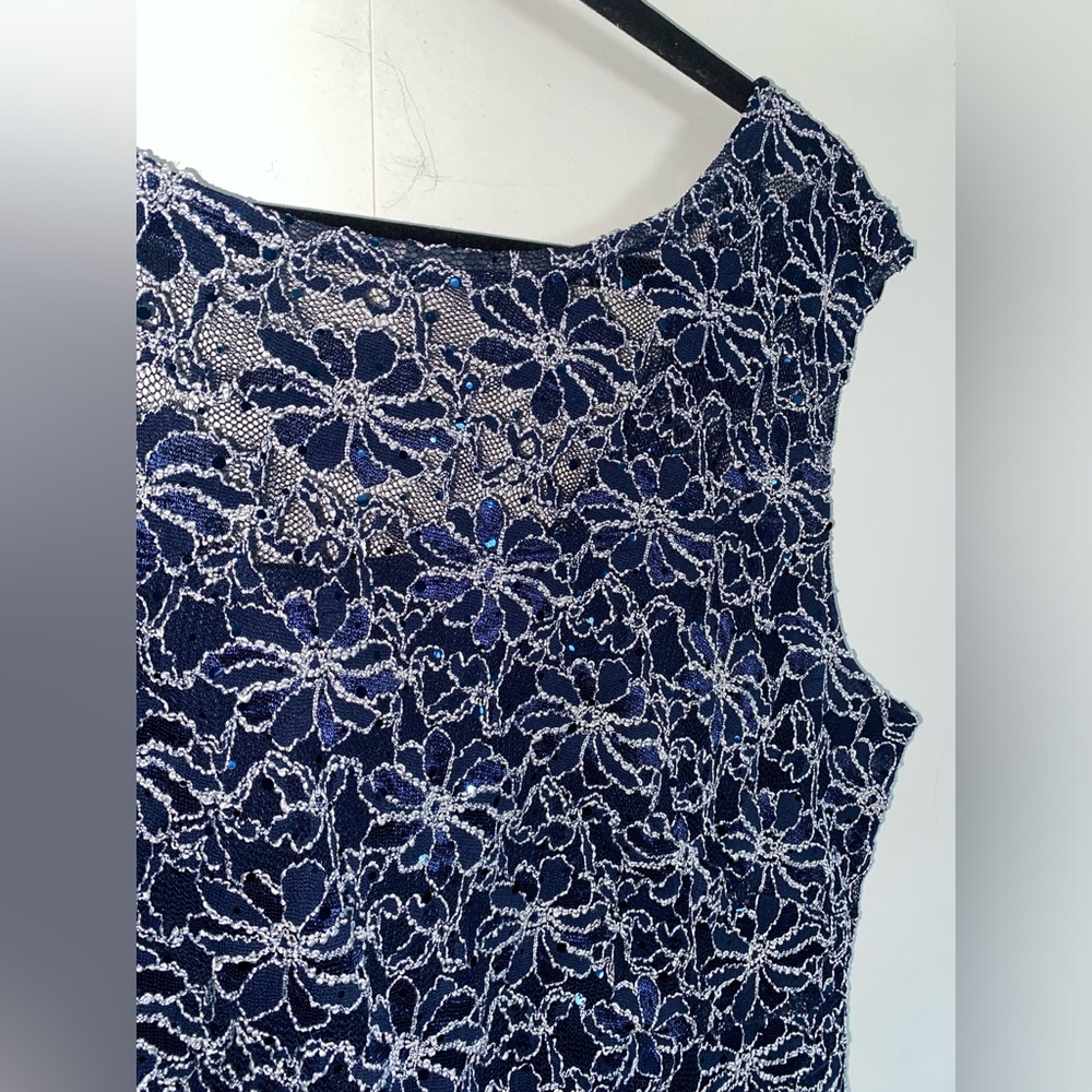 Roz&Ali Gorgeous Dress Blue Floral Lace & Gem Size 16